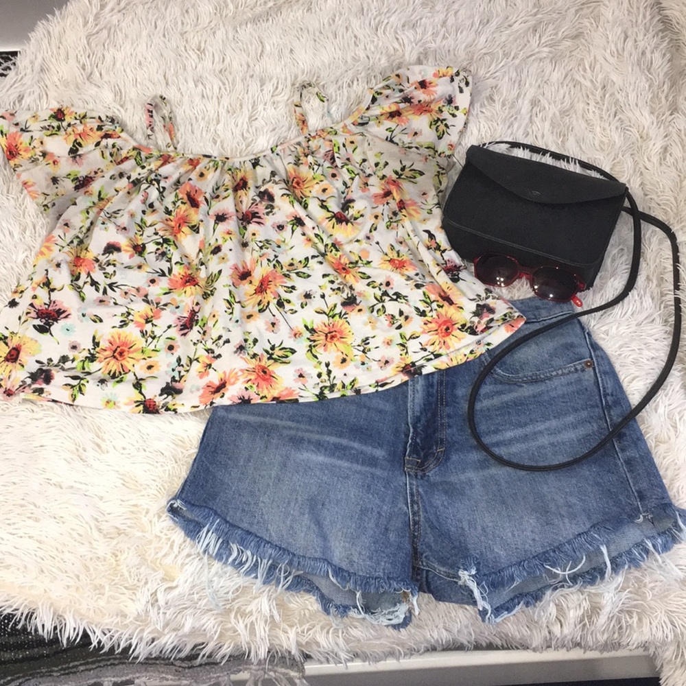 Floral print off the shoulder cropped tank top
